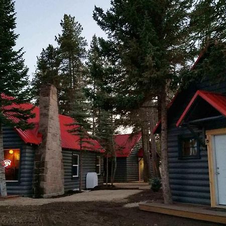 Yellowstone Cabins&RV West Yellowstone Esterno foto