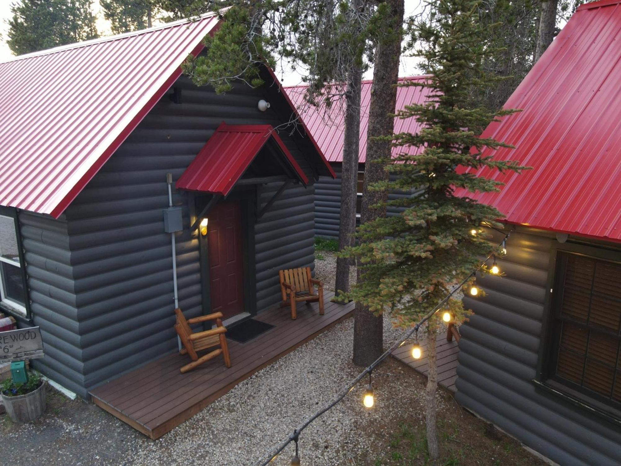 Yellowstone Cabins&RV West Yellowstone Esterno foto