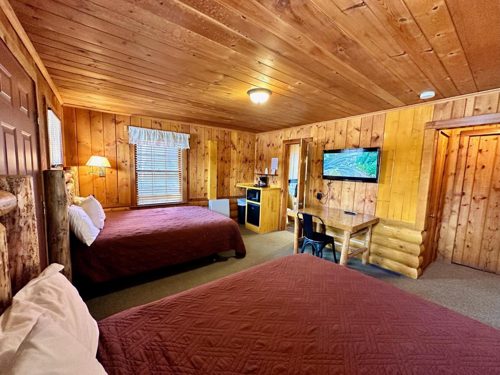 Yellowstone Cabins&RV West Yellowstone Esterno foto